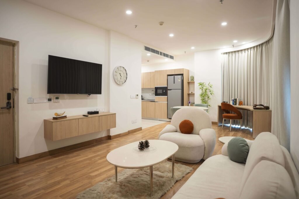 KLJ Square Panaromic room-3