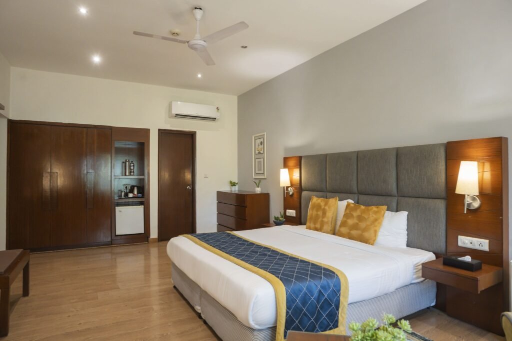 Sunder Nagar Executive-room-1